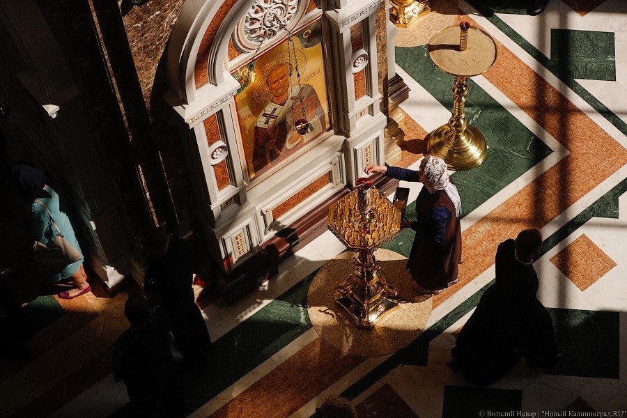 Образ апостола: в храм Христа Спасителя привезли главную икону ВМФ (фото)