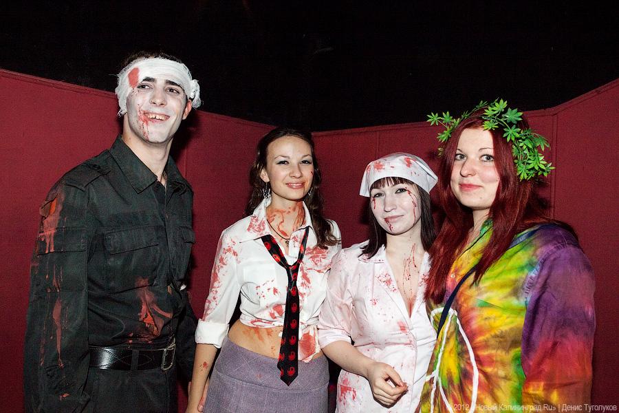«Живее всех святых»: фоторепортаж с Хэллоуина на «Вагонке»