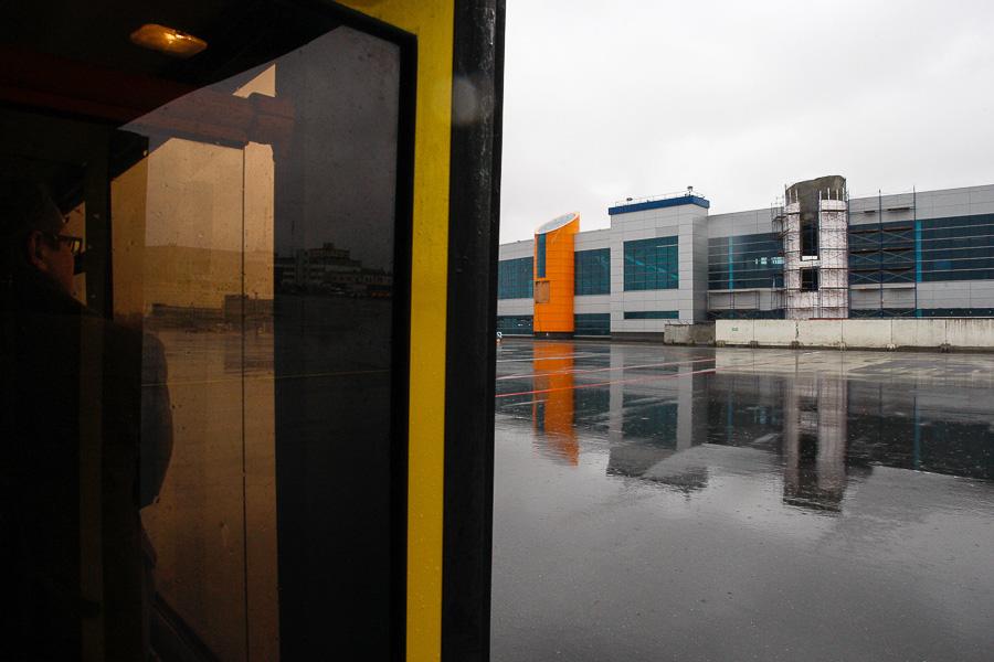 По аэродрому: каким теперь видят гости города аэропорт «Храброво»