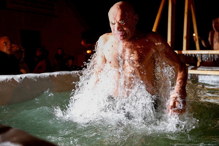 Калининградские власти поделились списком мест для крещенских купаний