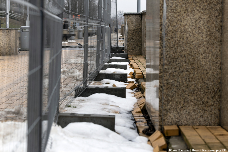 Провал за провалом: что стало с набережной Трибуца за семь лет эксплуатации (фото)