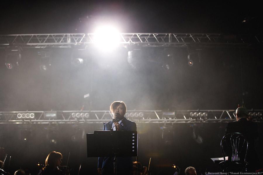 Средство от депрессии: «Би-2» с симфоническим оркестром в Калининграде