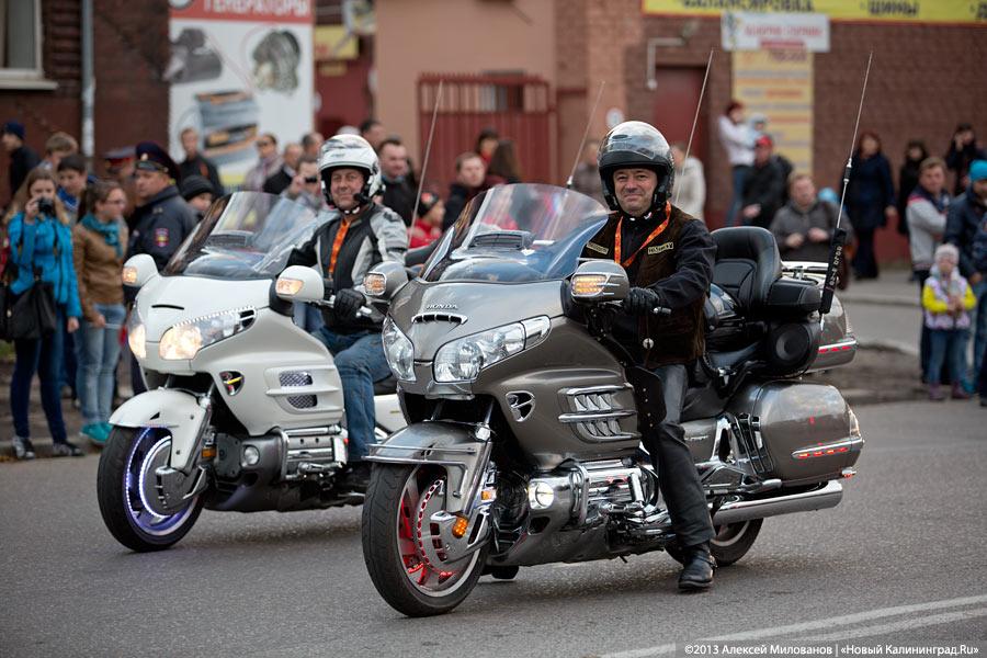 75 оттенков олимпийского: эстафета огня Олимпиады-2014 в Калининграде