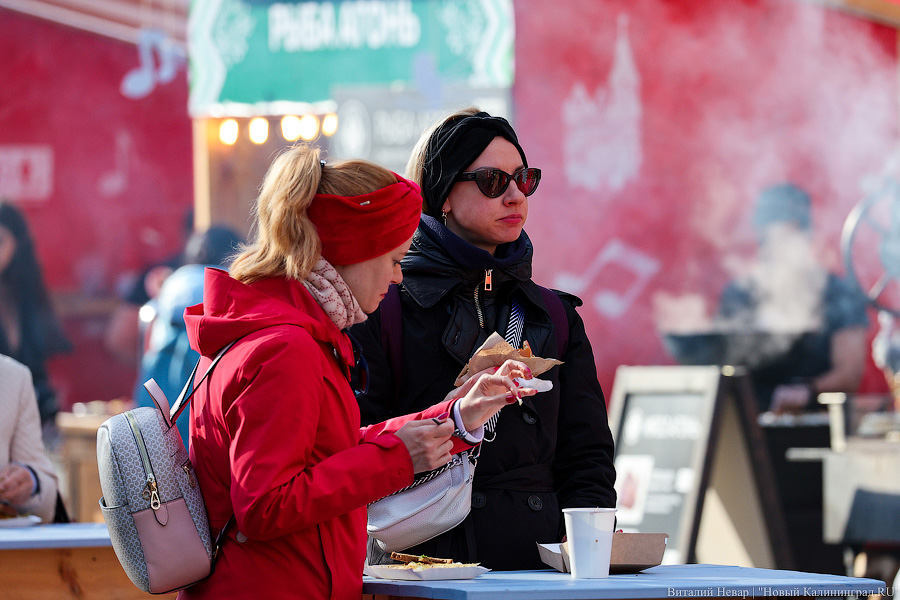Шашлычок под медлячок: на острове Канта стартовала «Неделя еды и музыки» (фото)