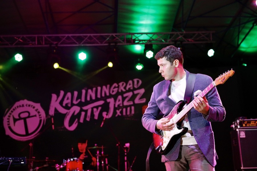 Алиханов сыграл с Кацманом на фестивале «Калининград Сити Джаз» (видео)