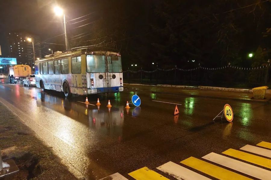 Калининградка получила травмы в салоне троллейбуса (фото)