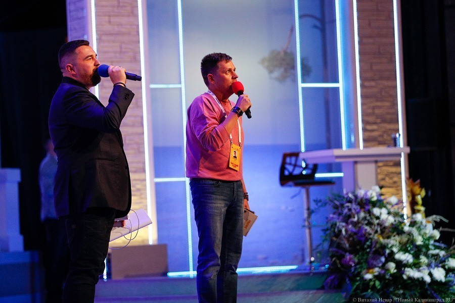 Rauschen girls: о чём шутили на «Голосящем КиВиНе» в Светлогорске (фото)