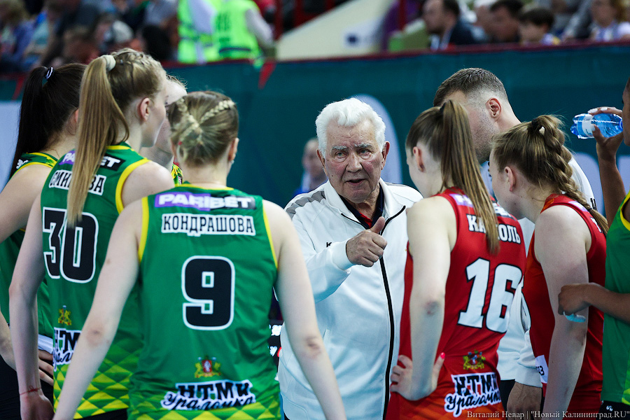 «Локомотив» и «Уралочка» выдали невероятную серию. И закончили золотым тай-брейком (фото)