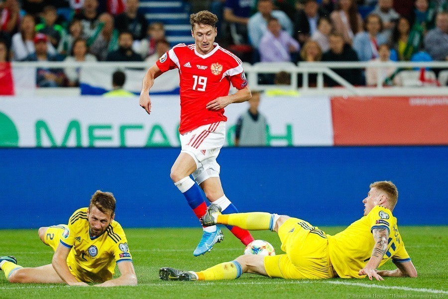 Сборная России дожала Казахстан в Калининграде. Почти вышли на Евро-2020 (фото)