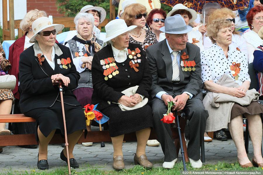 «Дома у ветеранов»: День Победы у калининградского Дома ветеранов