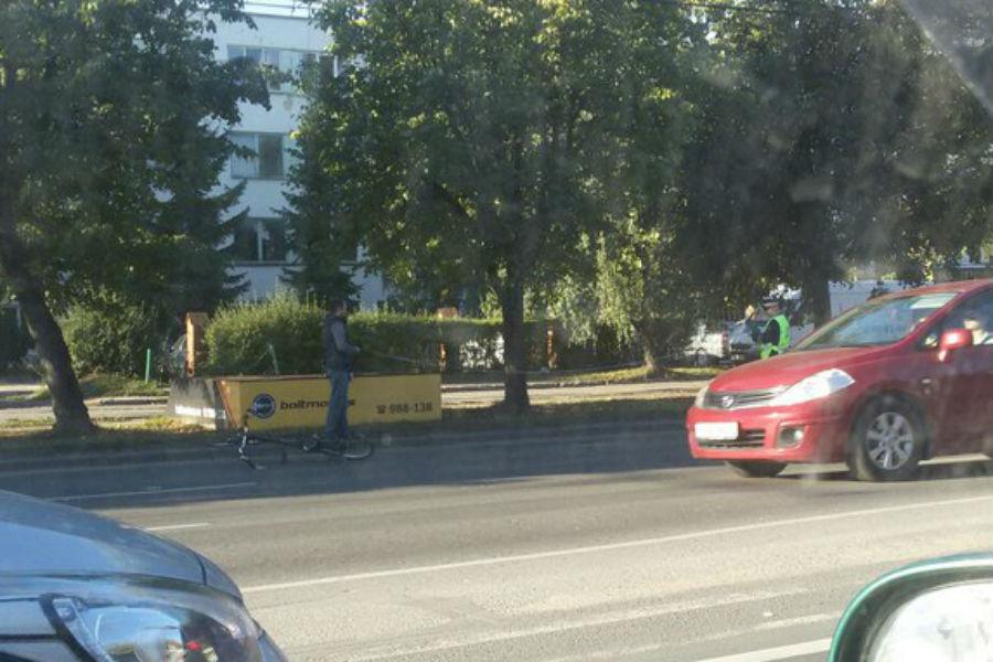 На Московском проспекте «Пежо» сбил велосипедиста