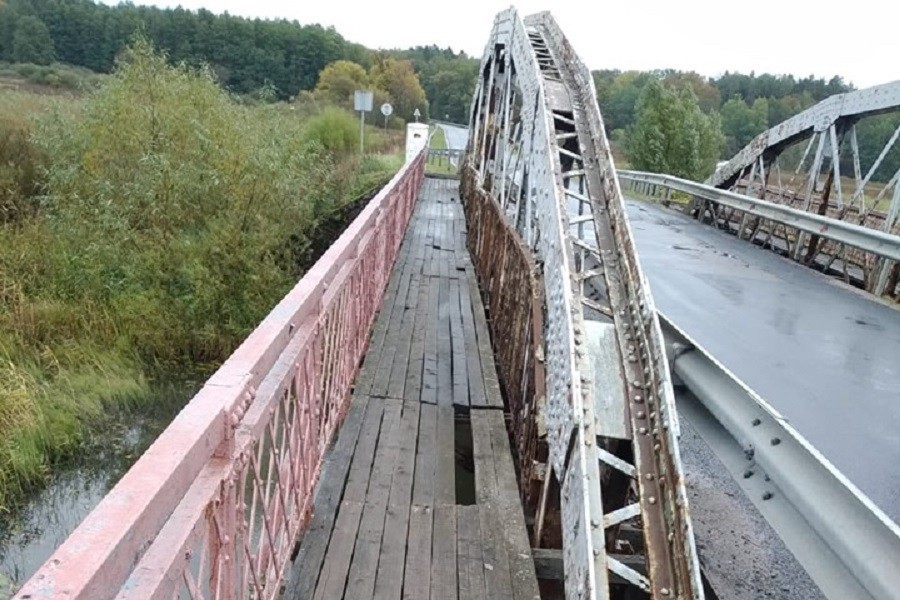 Власти области открыли объездную дорогу на время ремонта моста под Гвардейском