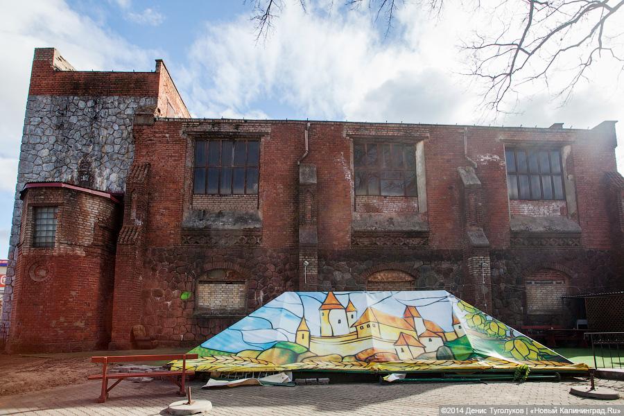 «Инвентарь дворника не трогать!»: что происходит с уцелевшими фрагментами кирх в Советске