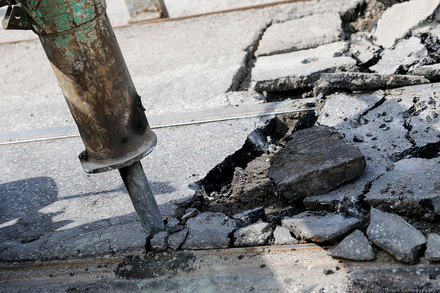 Власти Калининграда посчитали, что на ремонт дорог после зимы нужны десятки миллионов