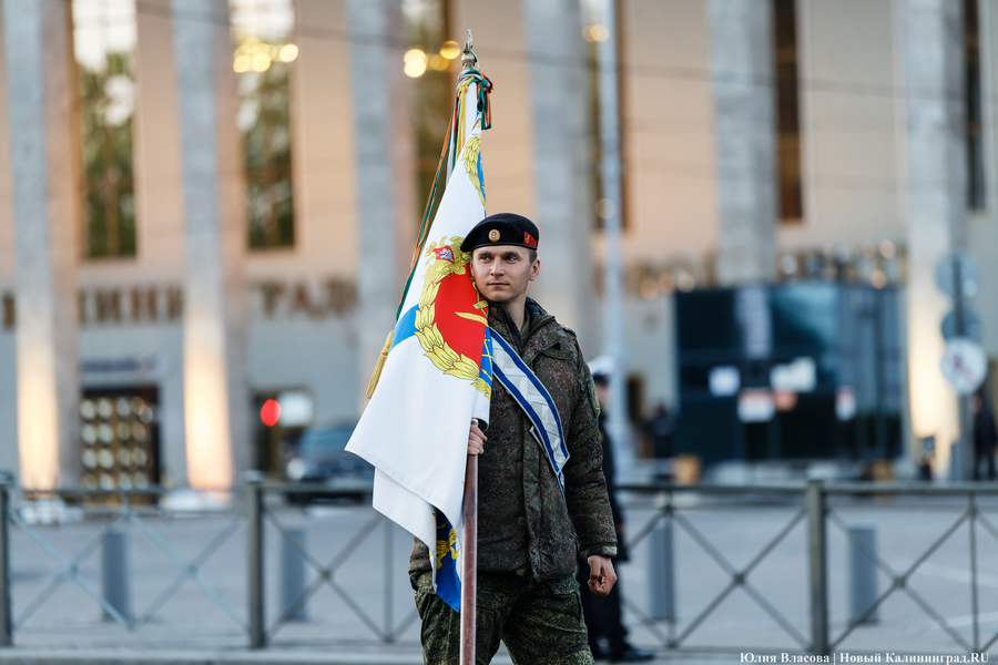 Другой формат по всей стране: в Калининграде прошла ночная репетиция парада Победы (фото)