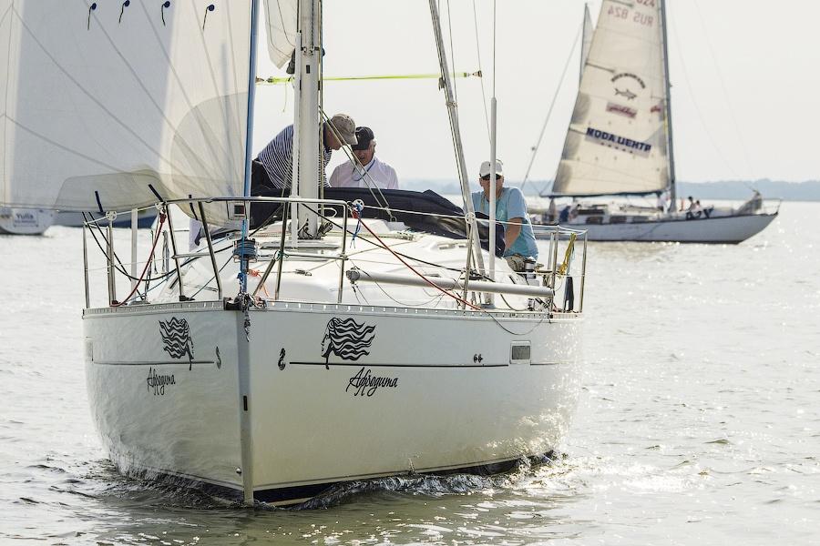 В погоне за ветром: репортаж с парусной гонки «Кубок трёх губернаторов»