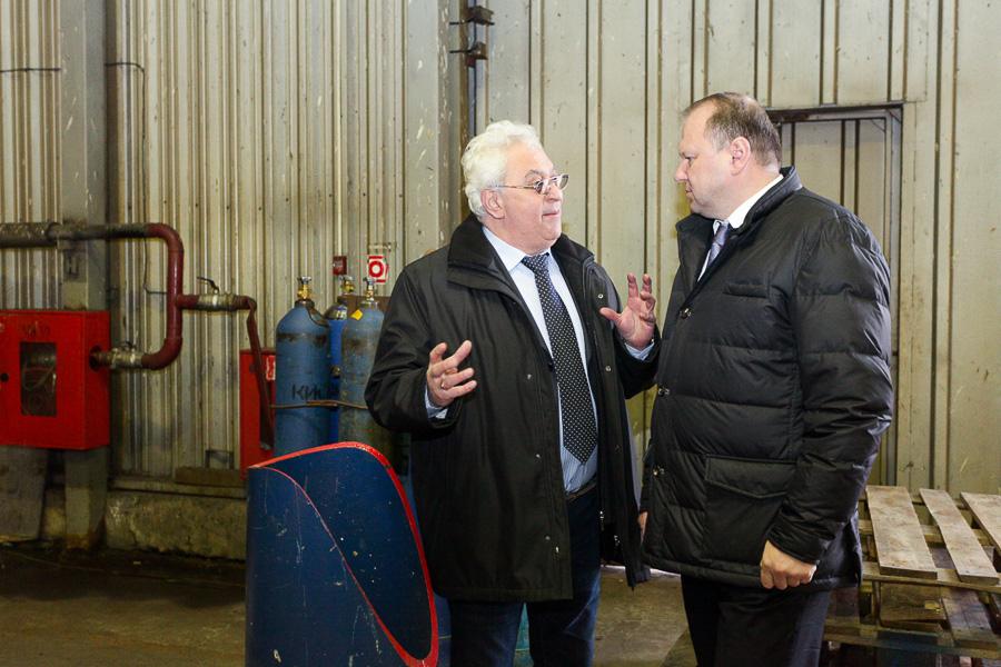 От буровых до стадиона: Николай Цуканов присматривает местных подрядчиков на стройки ЧМ-2018