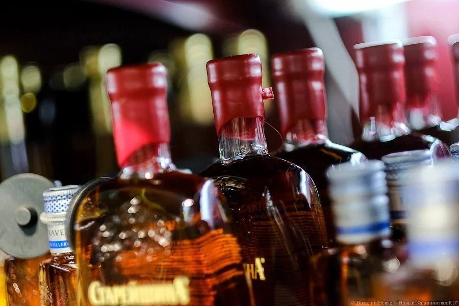 Министр здравоохранения России предлагает сократить время продажи алкоголя