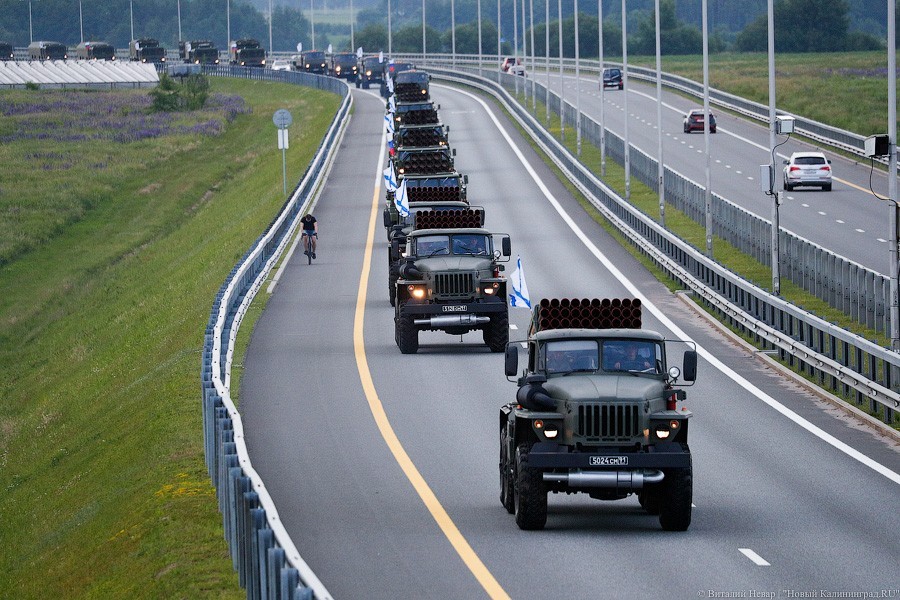 Люпины и «Гиацинты»: передислокация военной техники для парада в Калининграде (фото)