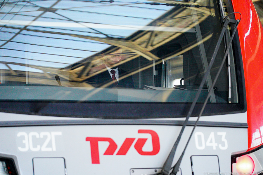 Пробный полет на «Ласточке»: КЖД представила первую женщину-машиниста