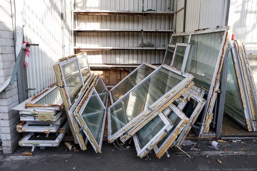 Последние могикане: как сносят промтоварные ряды Центрального рынка (фото)