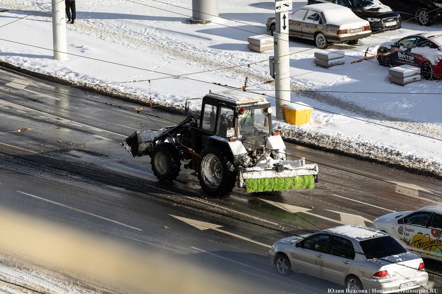 Внезапный снег: Калининград опять оказался не готов к осадкам (фото)