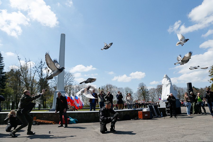 Российские байкеры в Польше: в Бранево почтили память павших солдат
