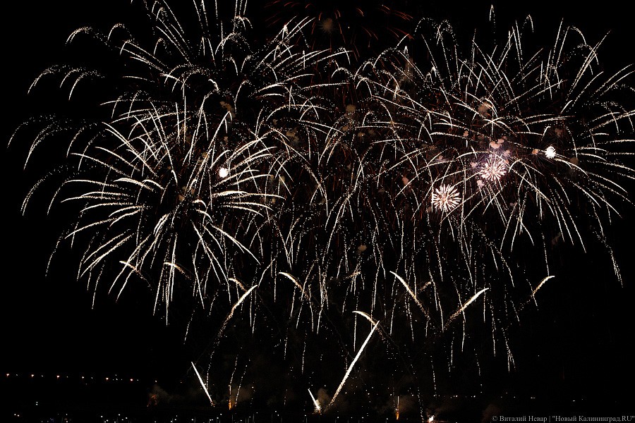Прежние проблемы на новом месте: в Калининграде начался чемпионат фейерверков