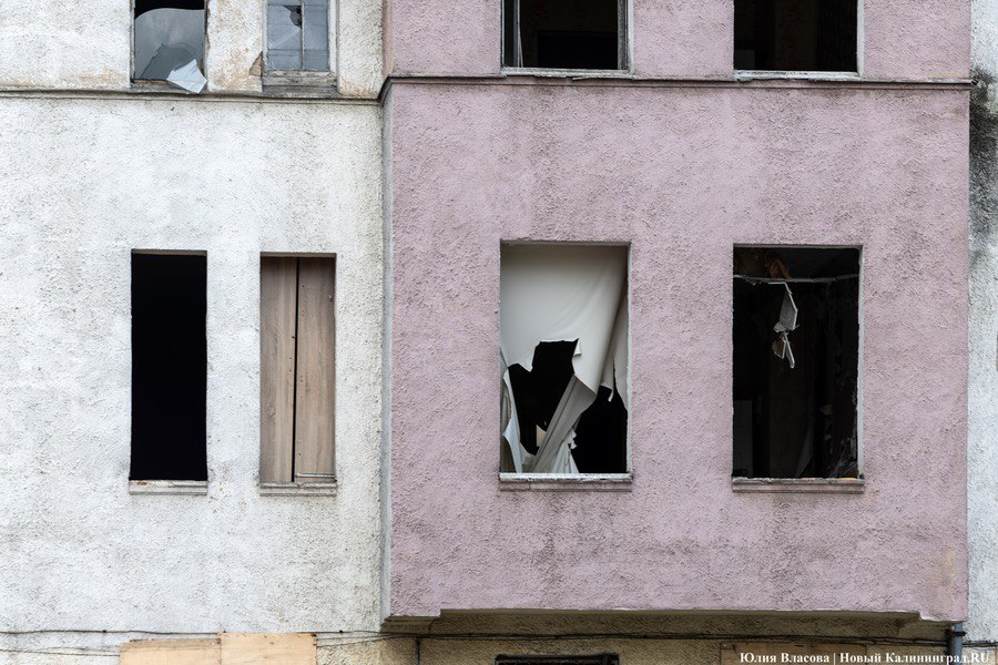 Расселен и заколочен: исторический дом в центре Калининграда готовят к сносу (фото)