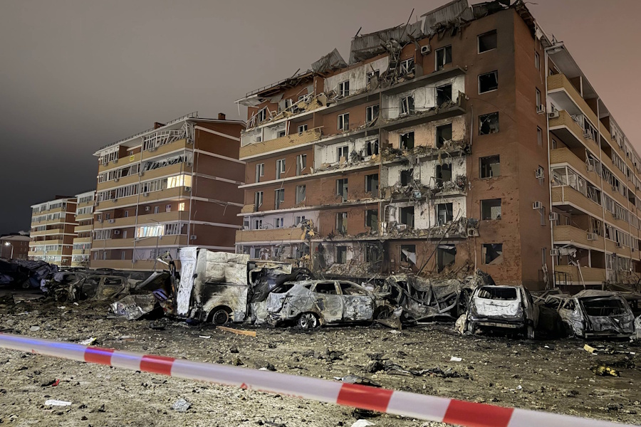 На Кубани и в Адыгее массированной атаке ВСУ подверглись многоквартирные жилые дома (фото)