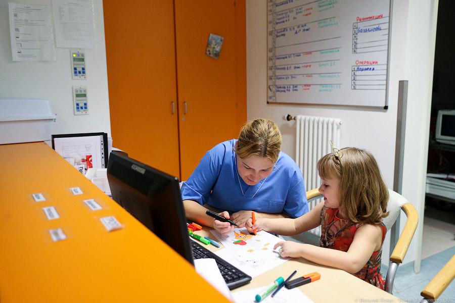 «Он настоящий»: региональный кардиоцентр посетил Дед Мороз из Великого Устюга