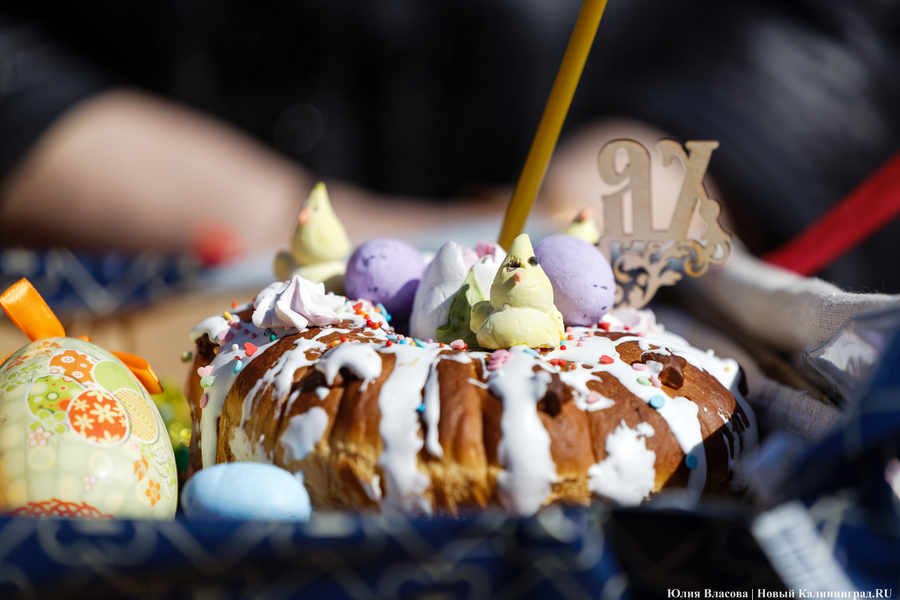 Великая суббота: в Кафедральном соборе освятили пасхальные угощения (фото)