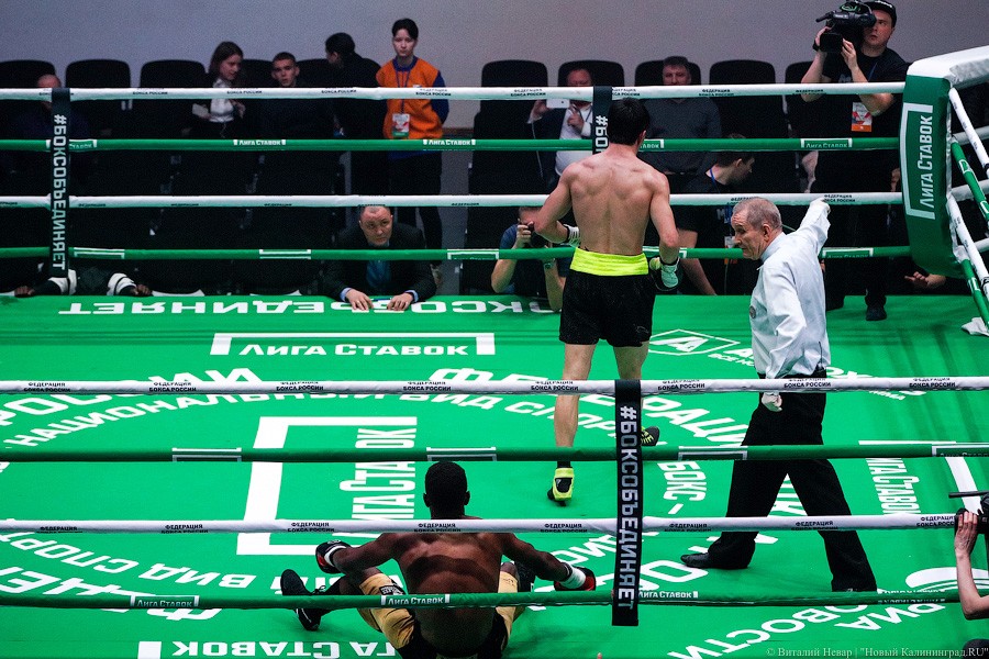 Раздельным решением судей: Чухаджян взял титул WBA International в Калининграде