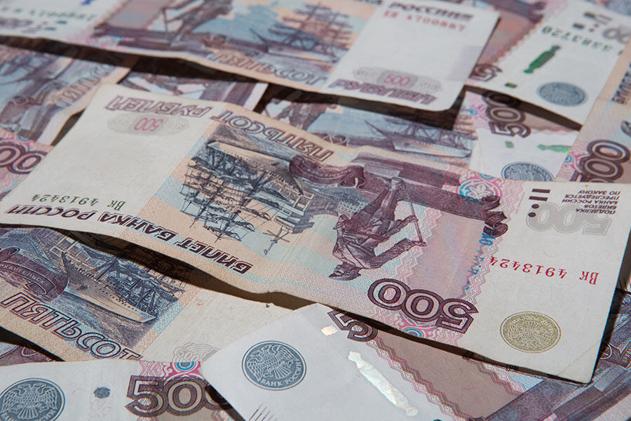 Минфин РФ: в отсутствие лицензии на погашение госдолга в долларах будем платить рублями