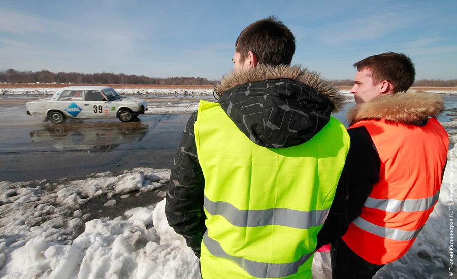 "Автогонки в Дунаевке": фоторепортаж "Нового Калининграда.Ru"