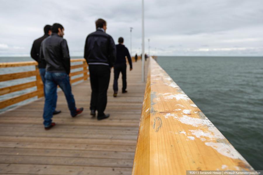 Коррозия причала: недавно открытый променад в Зеленоградске уже начал разрушаться