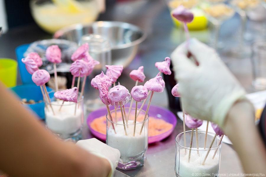 Испеки мой день: кто и зачем открывает кулинарные студии в Калининграде