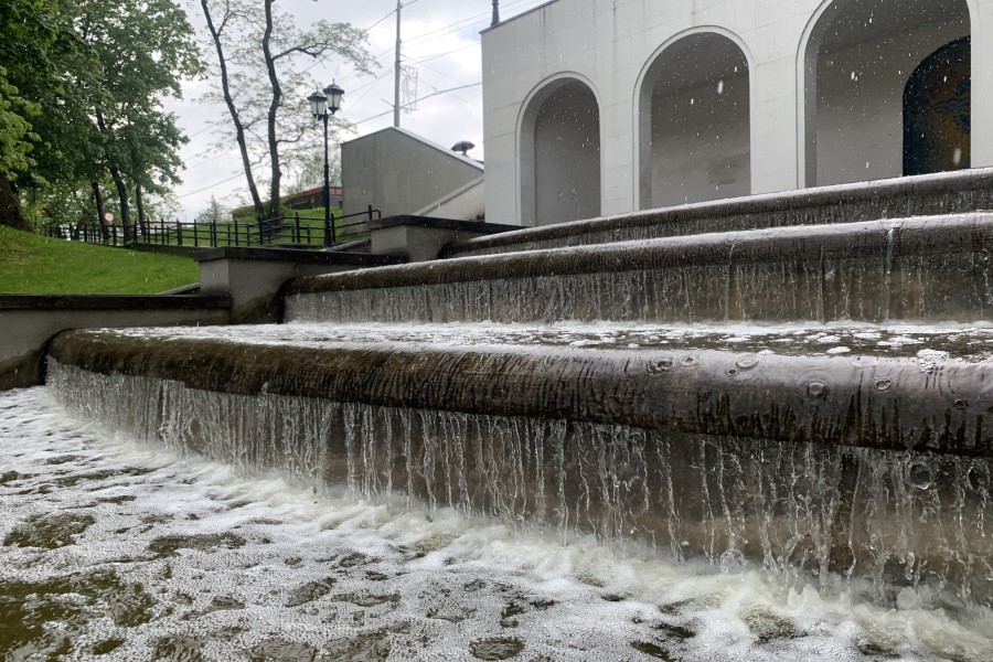 Горвласти: каскад между Верхним и Нижним озерами пока будет открыт