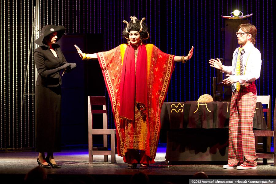 Спиритический сеанс: на «Балтийских сезонах» показали оперу на английском языке