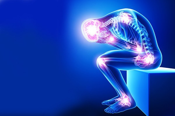 Если замучила боль, выход есть: сезонная скидка на лечение до 25%