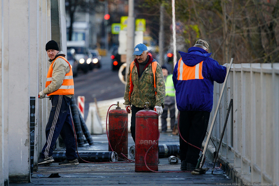 Как одностороннее движение на Вагоностроительной остановило его на других улицах. Фоторепортаж 