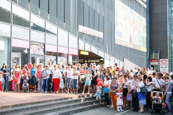 «Акрополь»: 10 лет отличного шопинга!