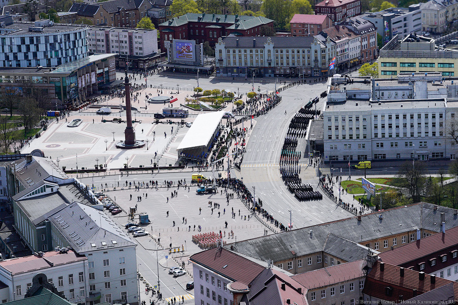 Пробки с воздуха: как прошла генеральная репетиция парада в Калининграде (фото)