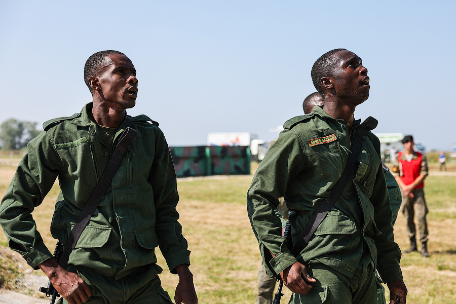 И Гвинея тоже: на конкурс в Хмелевку «высадился» десант из дружественных стран (фото)
