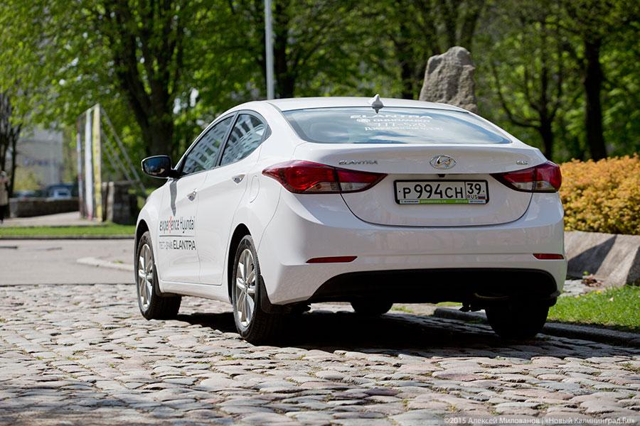 Автомобиль для яркой жизни: тест-драйв Hyundai Elantra