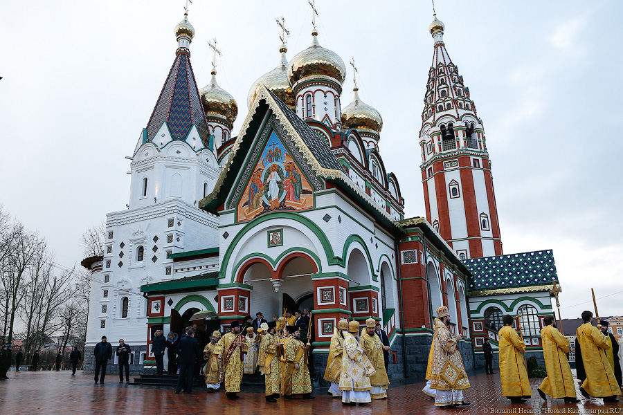 Орден для Николая: патриарх Кирилл освятил новый храм в Гусеве (фото)