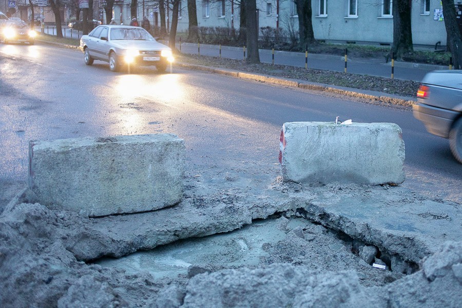 Медведев: в РФ только 40% региональных дорог соответствуют нормативному состоянию