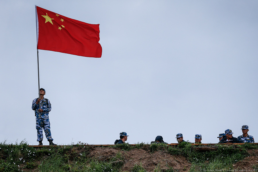 Море стрельб: как команды пяти стран в «Гонке преследования» соревновались