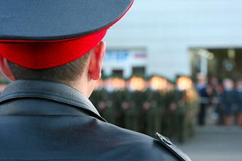 Сотрудник УВД подозревается в превышении должностных полномочий