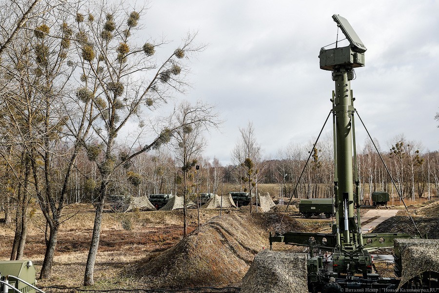 Укрепили щит над регионом: в Калининградской области развернули С-400 «Триумф» (фото)
